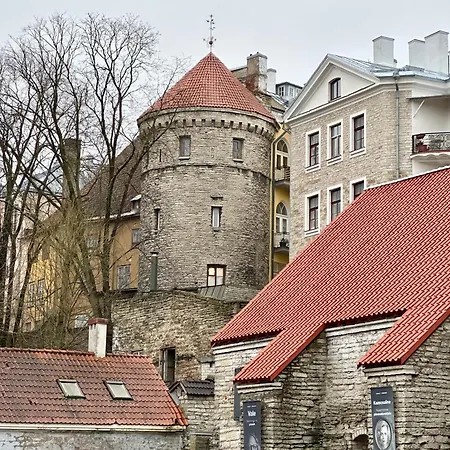 Korter Captain's Castle *