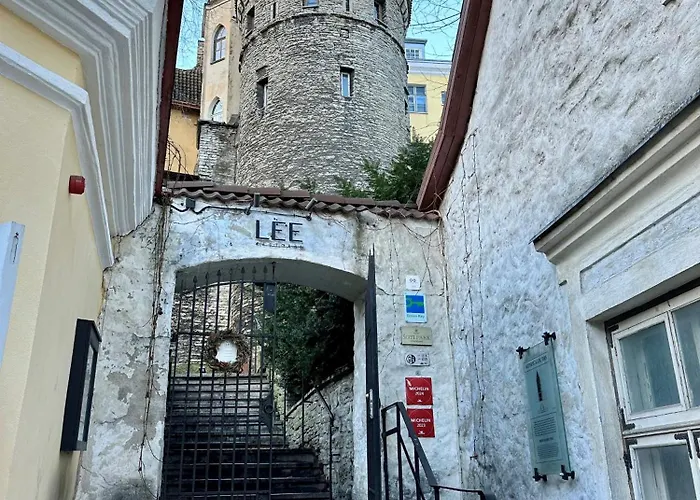 Captain's Castle * Tallinn